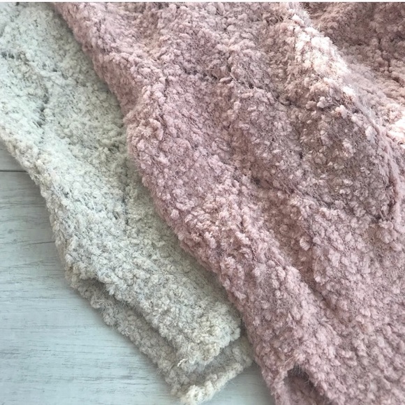 NEW Chantilly Hoodie Sweater in Pink - Picture 4 of 4